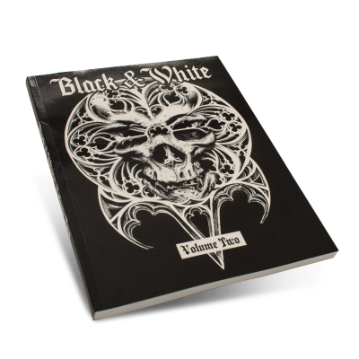 Buch: „Black & White“, Band 2 (Out of Step Books)